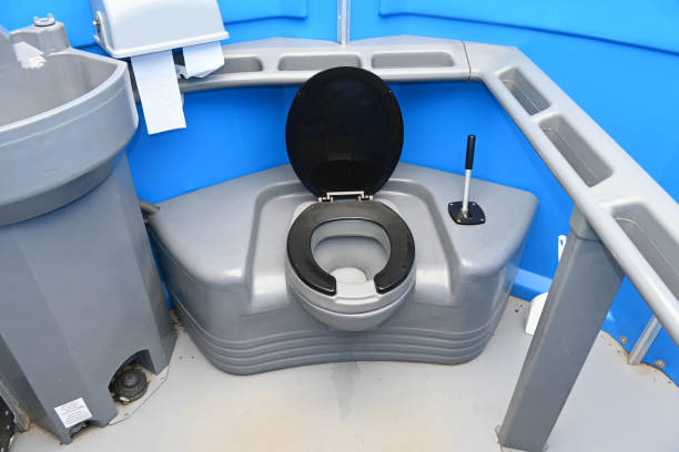 Best Luxury portable toilet rental  in Garner, NC